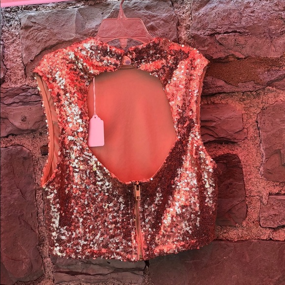 Crop Top - Picture 2 of 2